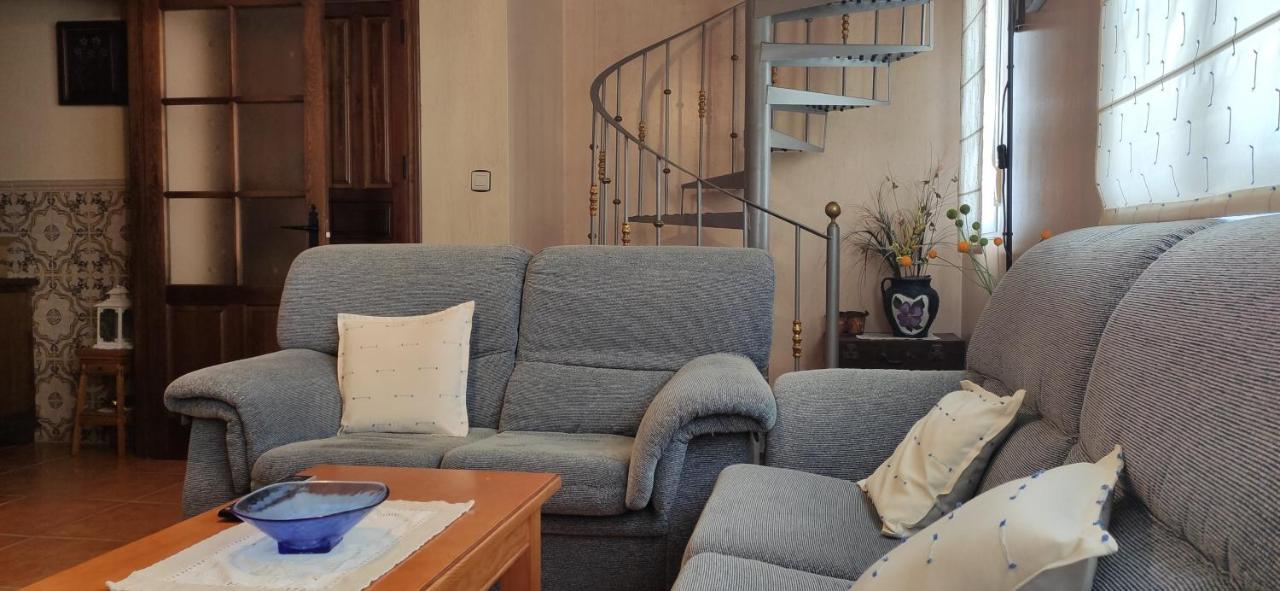 Casa Rural Julia Lumbrales ภายนอก รูปภาพ