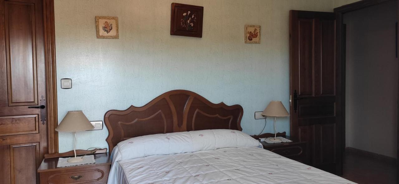 Casa Rural Julia Lumbrales ภายนอก รูปภาพ